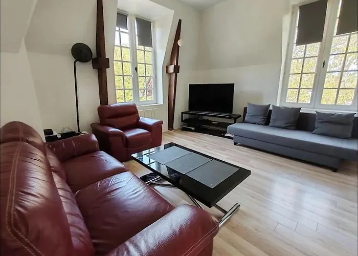 Un Dans Un Chateau Deauville